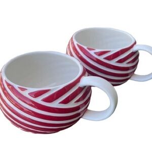 2013 Starbucks Candy Stripe 12oz Red White Christmas Mugs set of 2